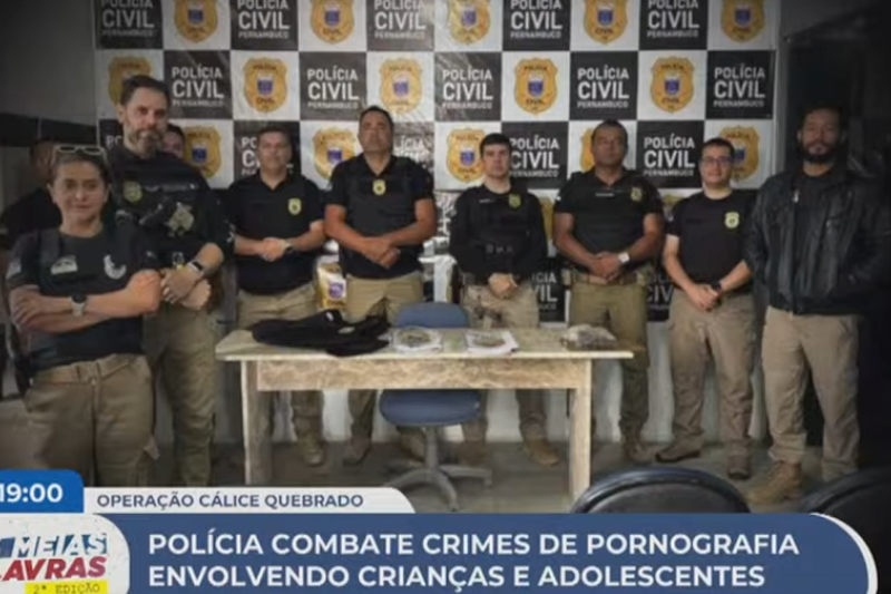 Imagem de agentes que deflaragram a apreensão de conteúdos de pornografia infantil em Garanhuns