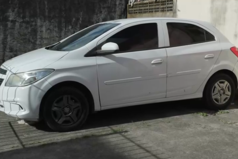 Em um intervalo de poucos dias, uma motorista por aplicativo foi atacada na própria garagem, e uma padaria foi furtada duas vezes no mesmo dia