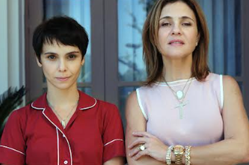 Débora Falabella e Adriana Esteves como Nina e Carminha em 'Avenida Brasil' 