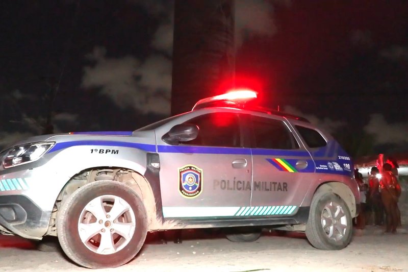 Carro da polícia no local onde ocorreu a fatalidade