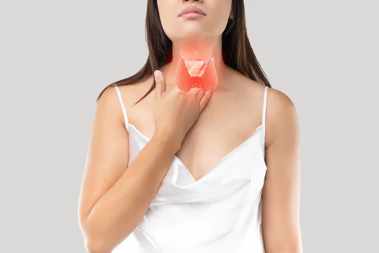 QUAIS OS SINTOMAS DE CÂNCER NA TIREOIDE? Conheça 7 SINTOMAS e SINAIS que indicam câncer de tireoide 