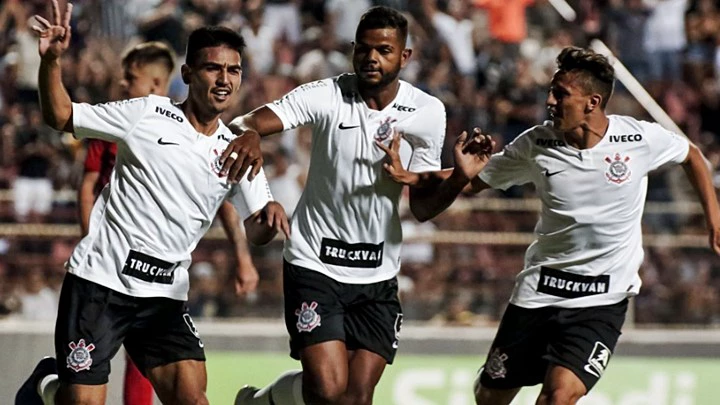 Corinthians tem 10 títulos da Copinha