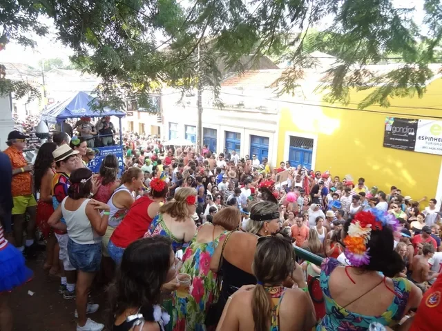 O Carnaval deve leva o faturamento a superar o patamar anterior &agrave; pandemia de covid-19