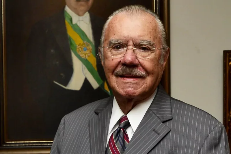 Ex-presidente José Sarney, de 93 anos