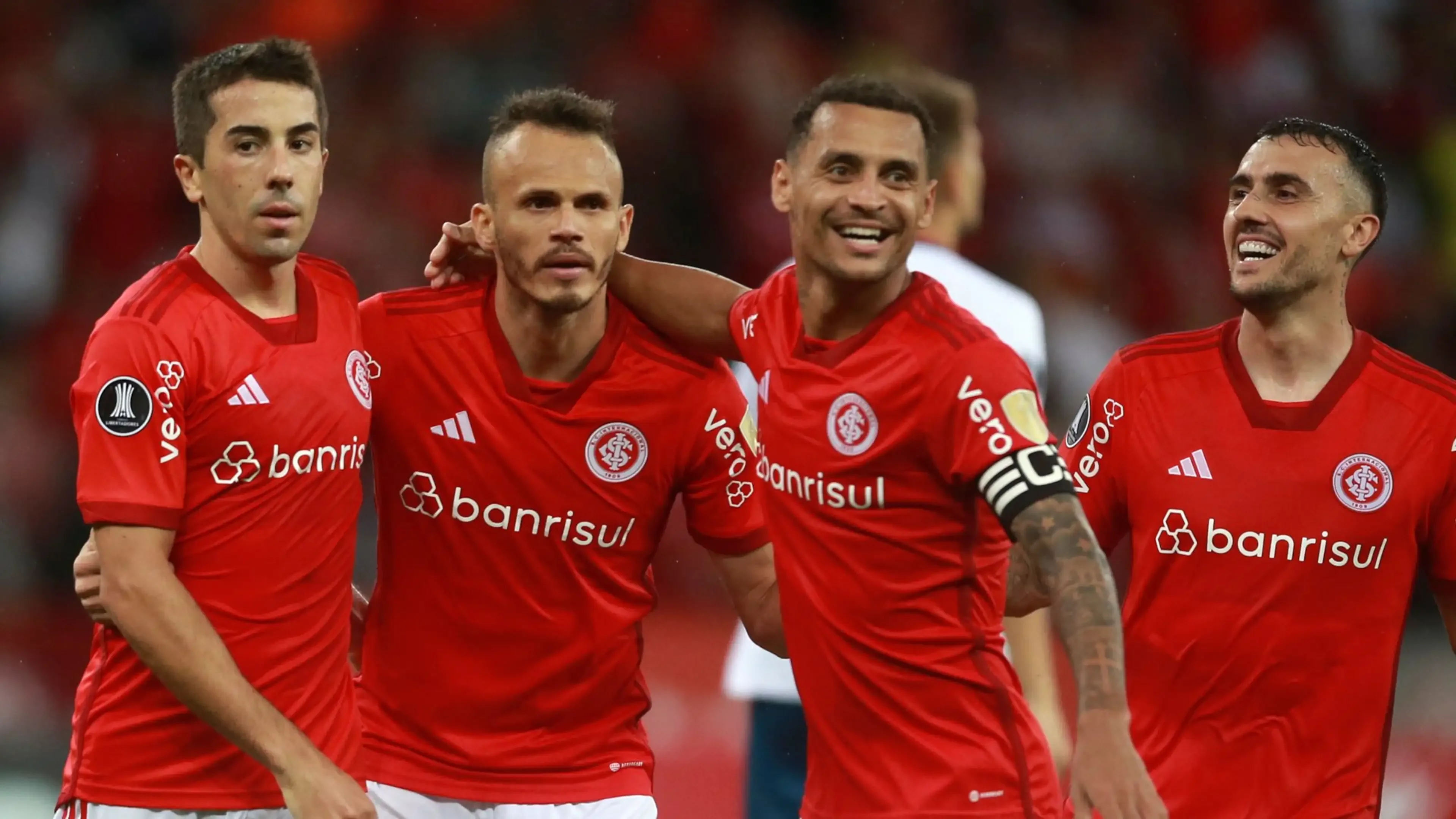 O Internacional enfrenta o Bahia no Brasileir&atilde;o 2023