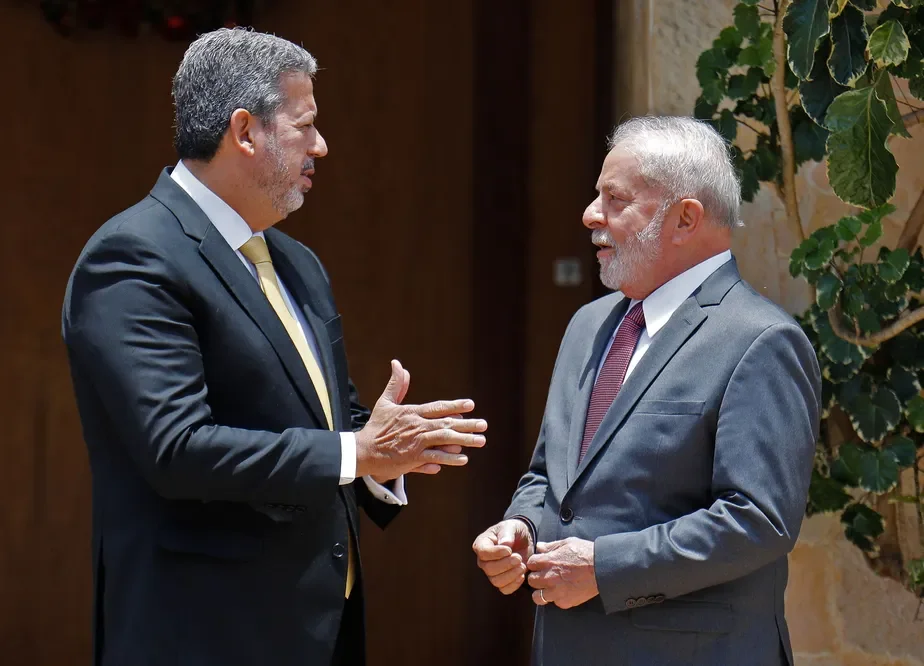 Foto da capa: Cena Política