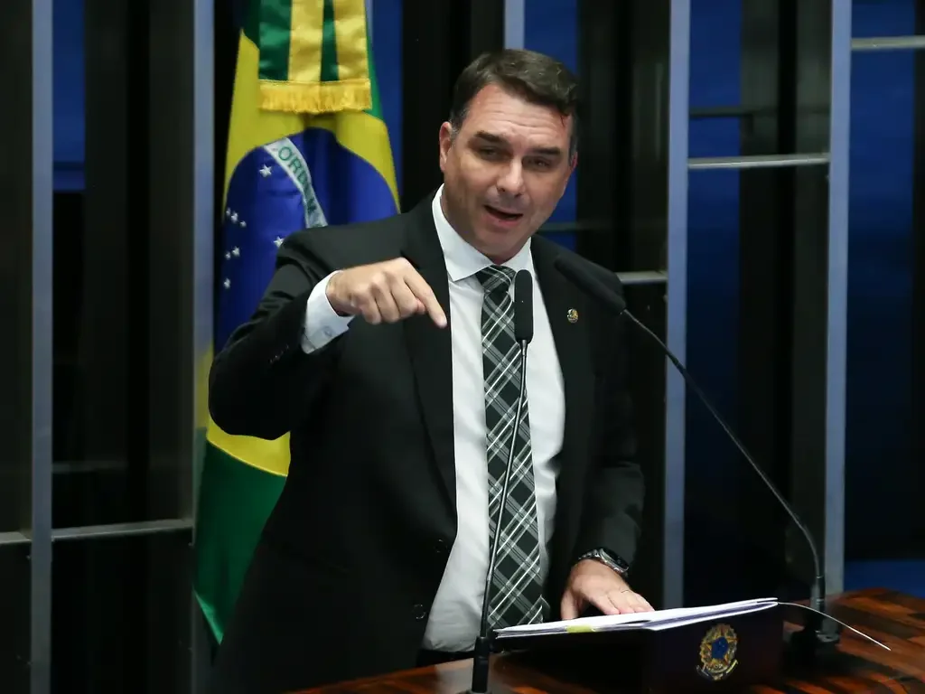 Foto da capa: Política