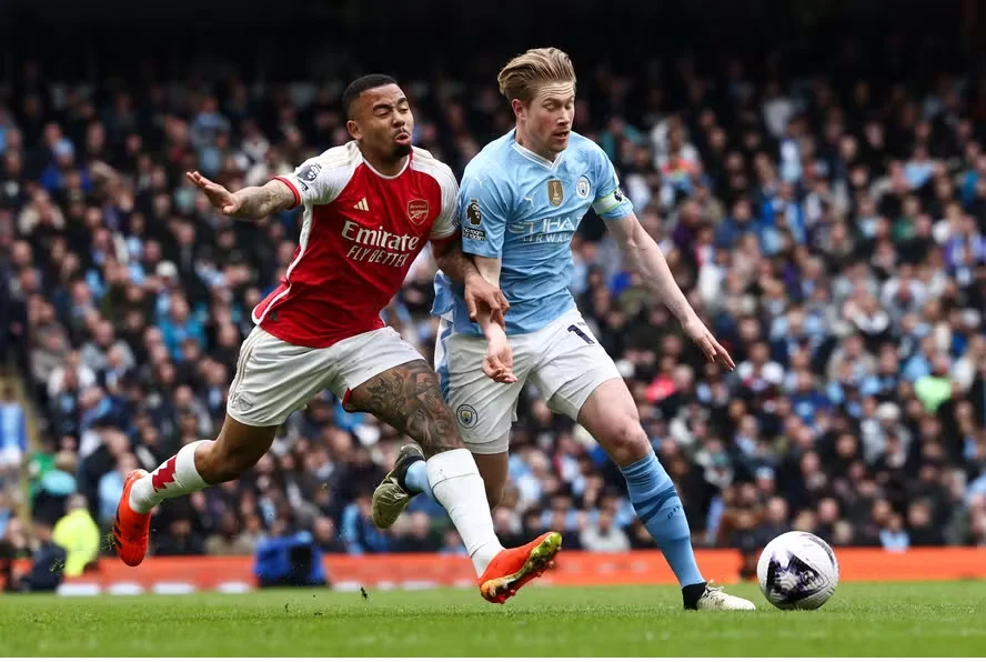 Arsenal e City chegam à última rodada com chances de ser campeão na Premier League