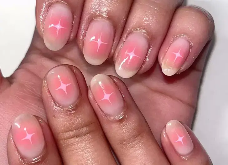 Imagem ilustrativa de blush nails