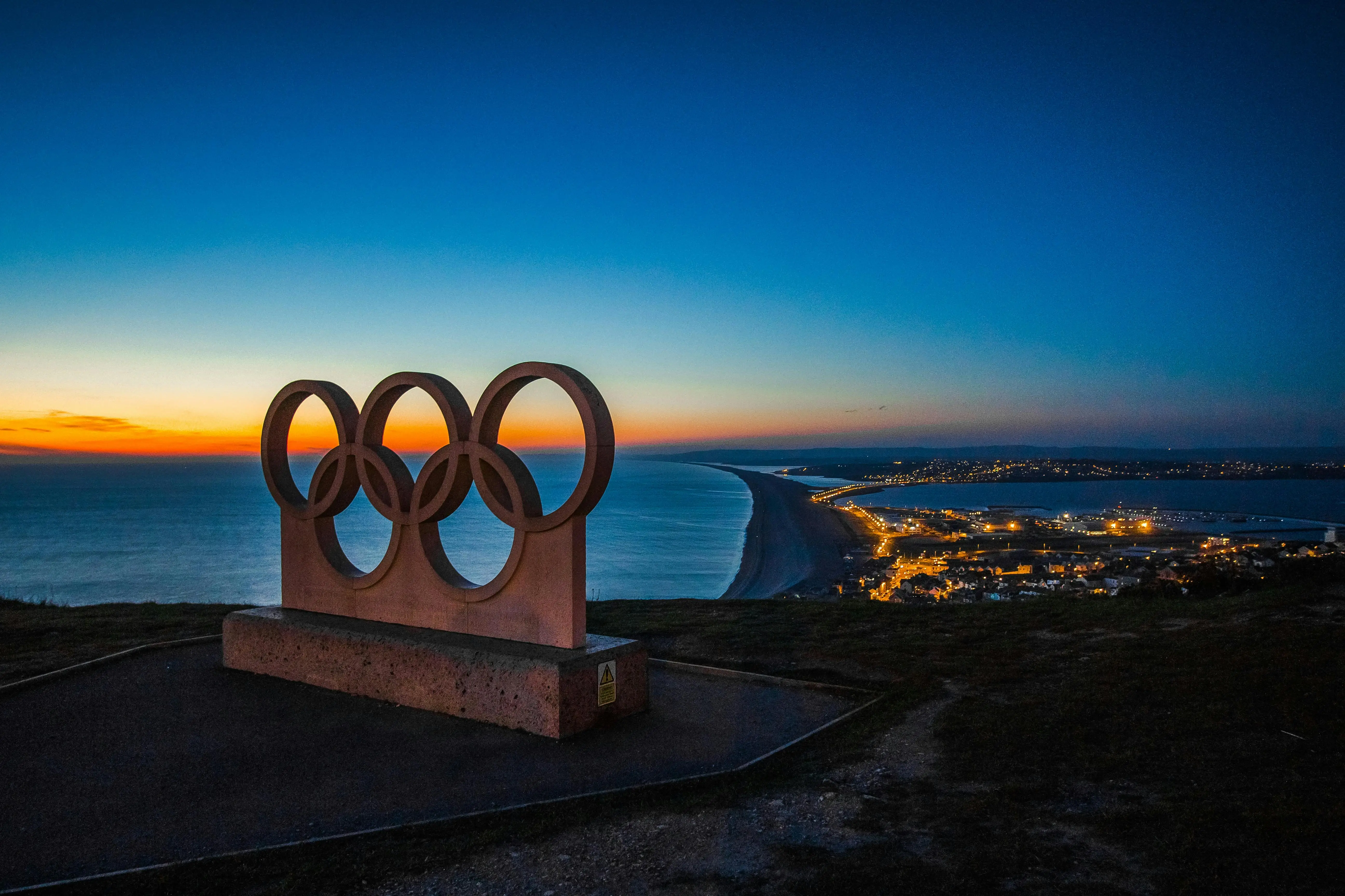 Imagem dos aros olímpicos, principal símbolo das Olimpíadas 