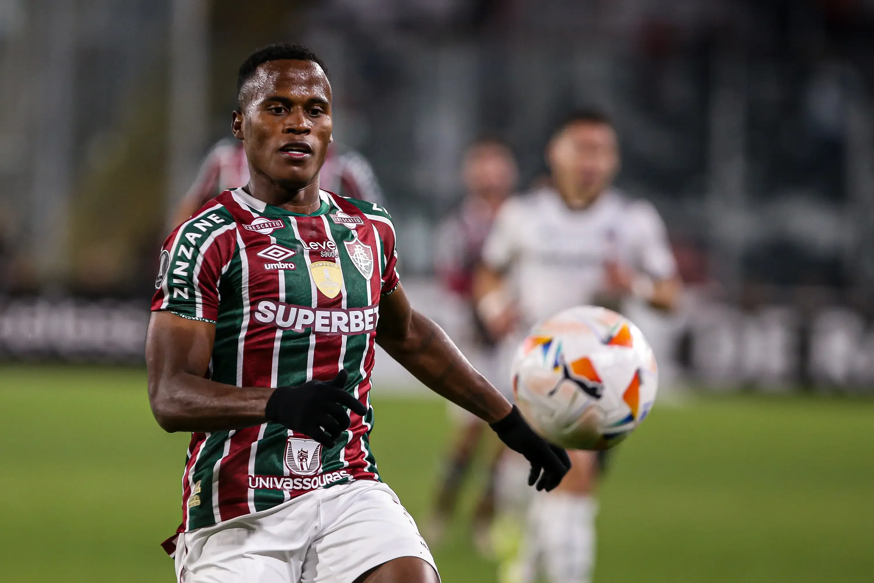 Imagem do atacante John Arias, do Fluminense