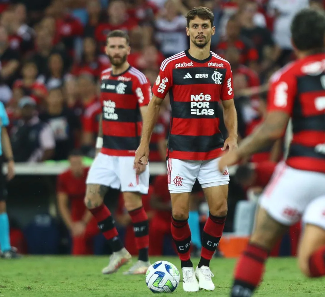 Rodrigo Caio acertou com o Grêmio.