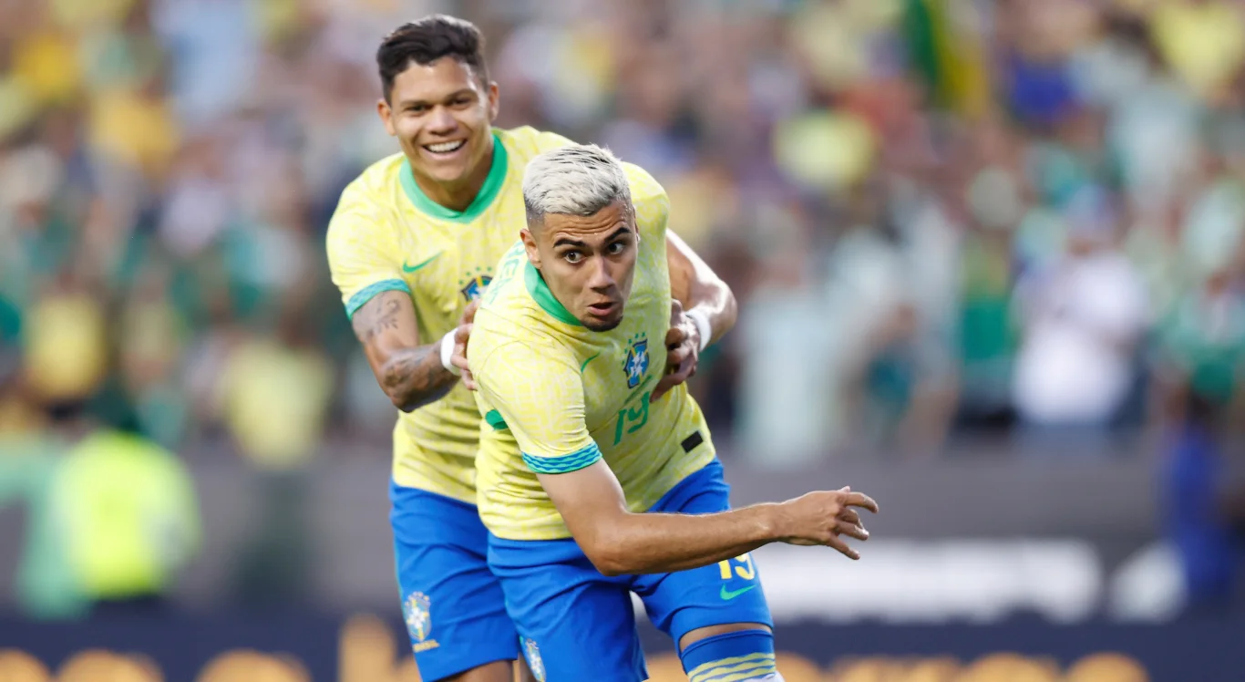 Imagem de Andreas Pereira após marcar primeiro gol pelo Brasil