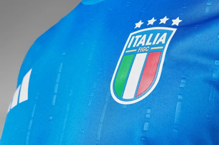 Camisa da Itália para a disputa da Euro 2024