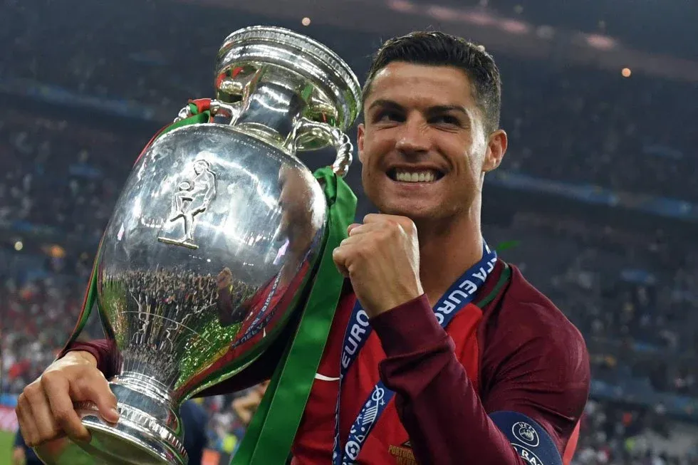 Campeão em 2016, Cristiano Ronaldo é detentor de inúmeros recordes na Eurocopa