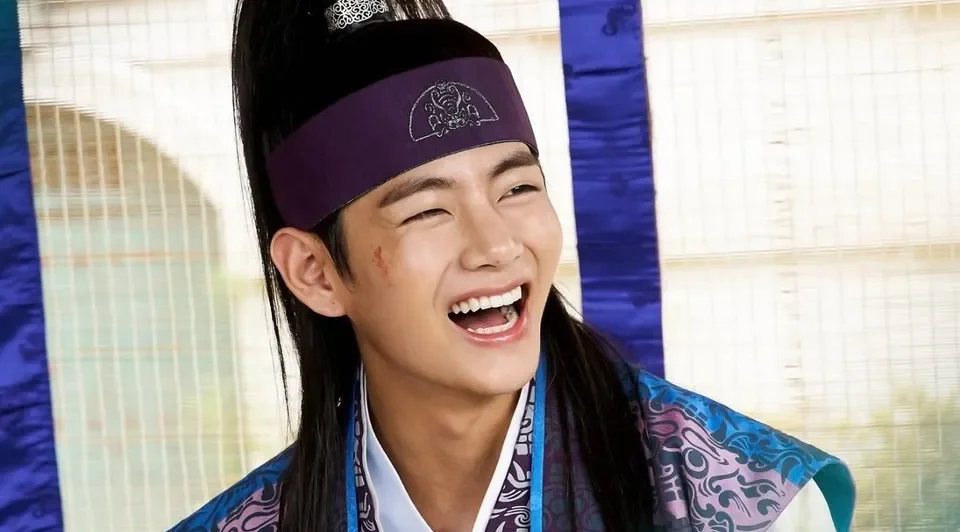 Imagem ilustrativa do V, do BTS, no dorama Hwarang