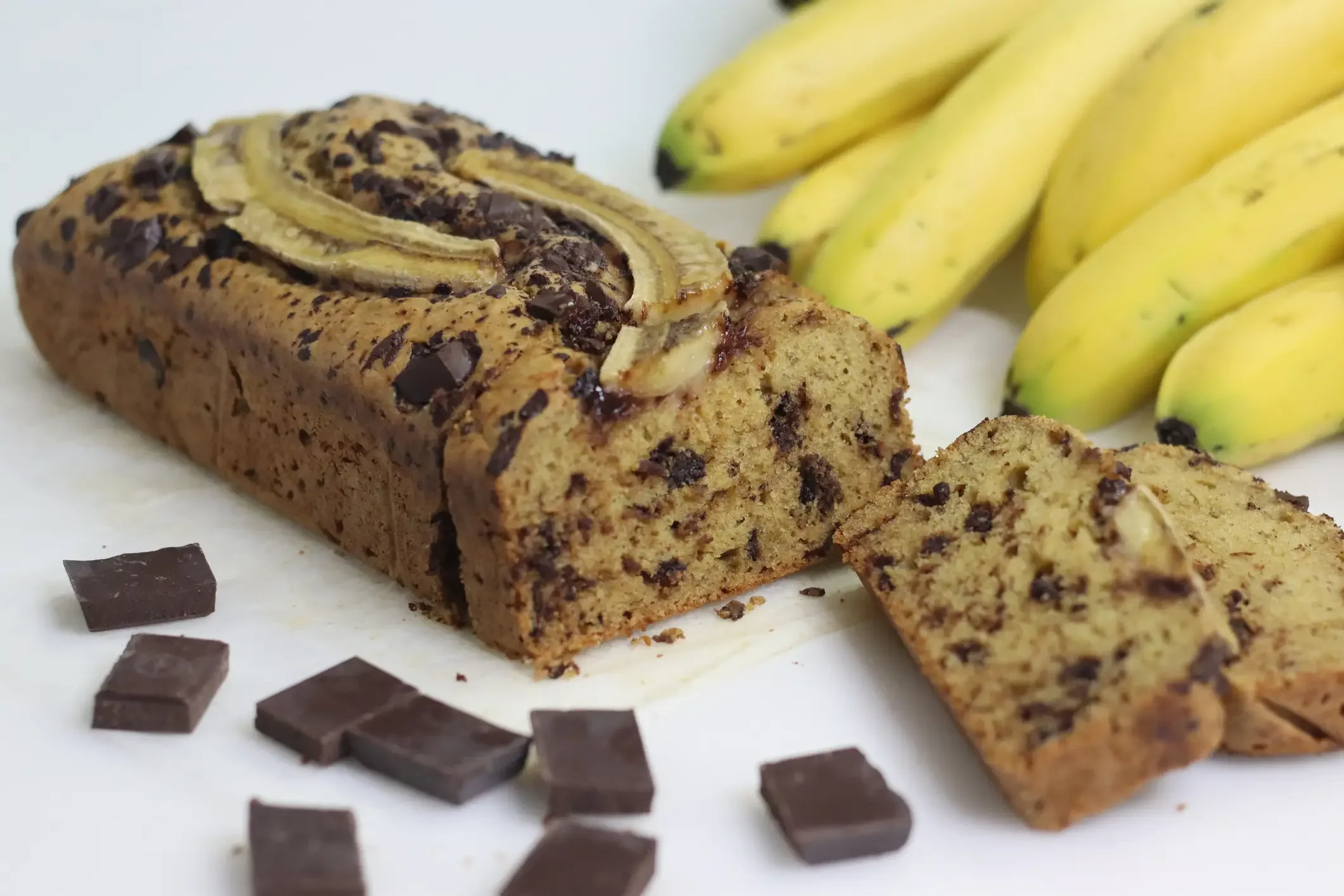 Experimente nossa receita de bolo de banana com aveia fit, perfeito para um lanche da tarde saud&aacute;vel e delicioso! N&atilde;o perca essa del&iacute;cia! 