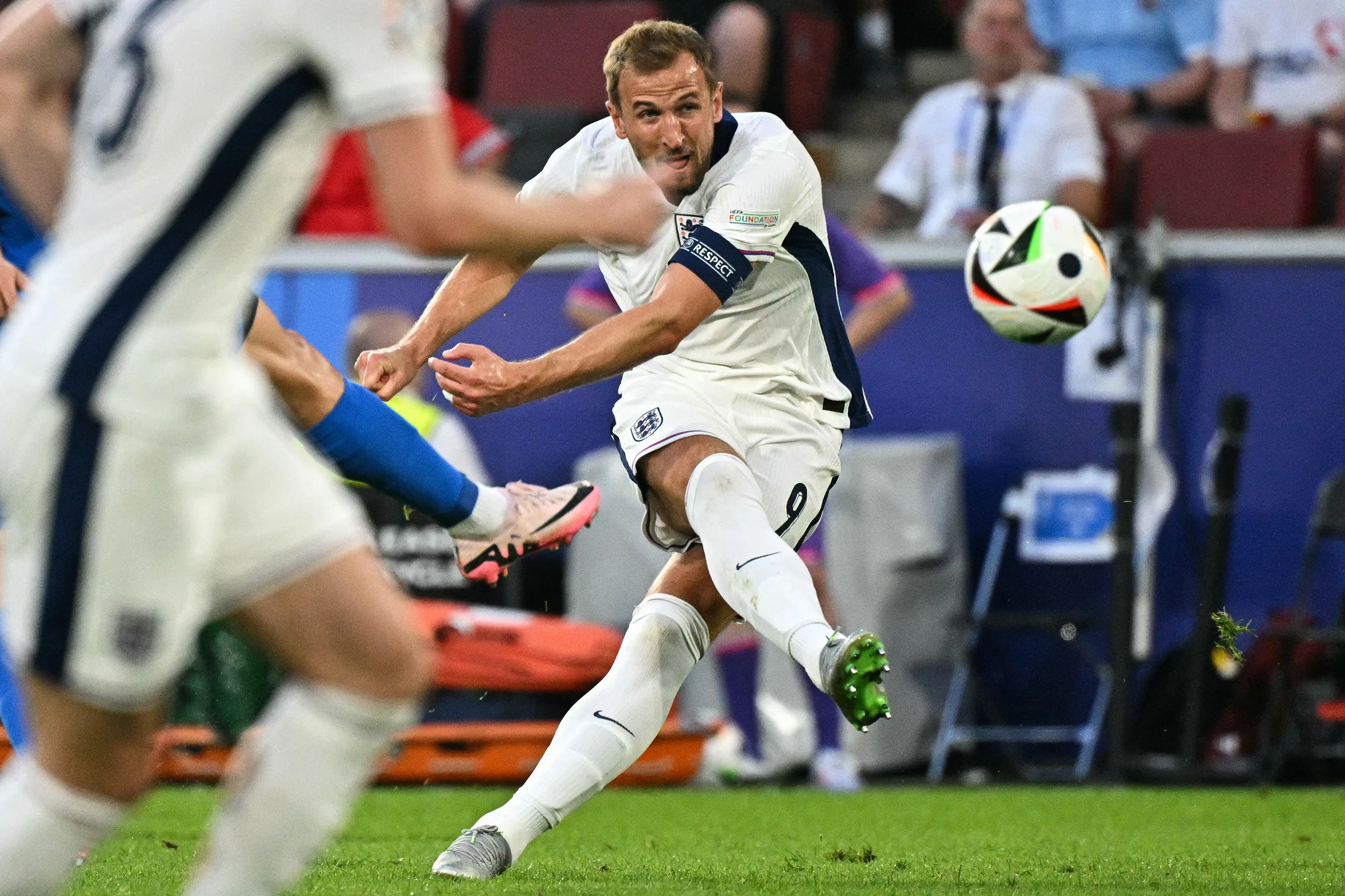 Sob questionamentos, Inglaterra enfrentou a Eslov&aacute;quia pelas oitavas-de-final da Euro 2024