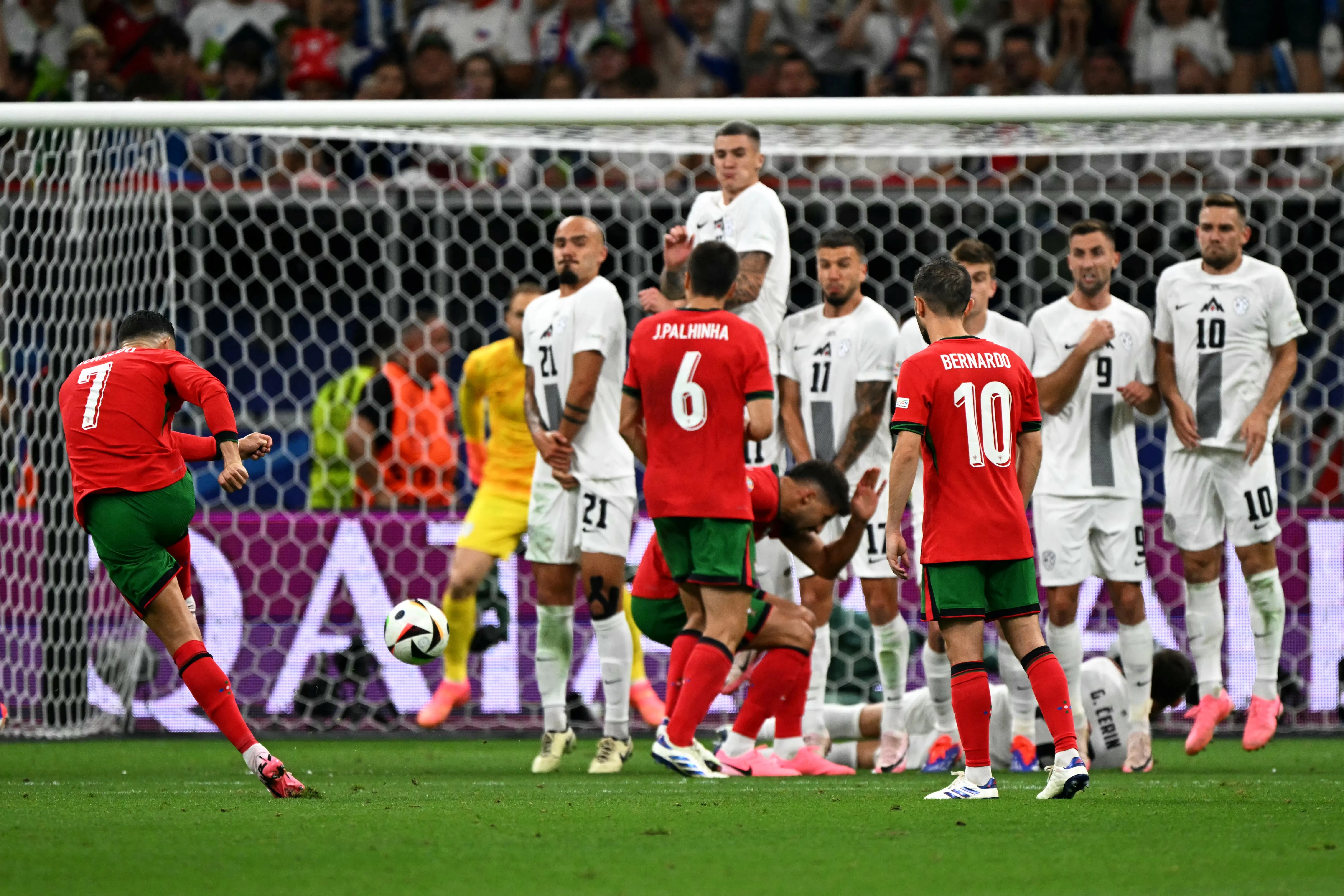 Após empate em 0 x 0, Portugal e Eslovênia foi para a prorrogação