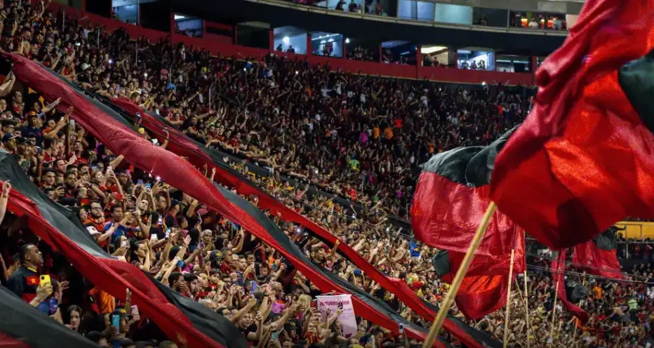 Imagem ilustra torcida do Sport na Ilha do Retiro