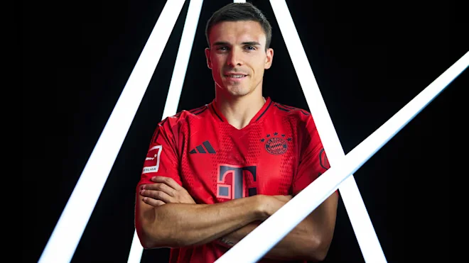 João Palhinha com a camisa do Bayern de Munique