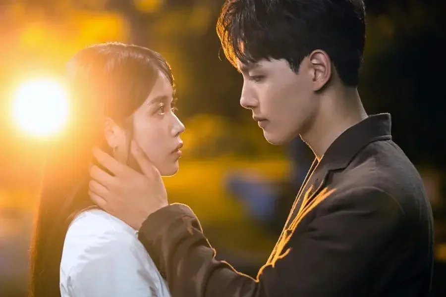 Imagem do dorama "Hotel Del Luna"