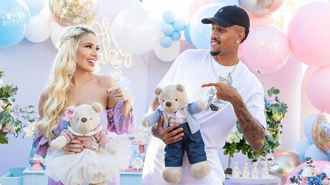 MILITÃO X KAROLINE