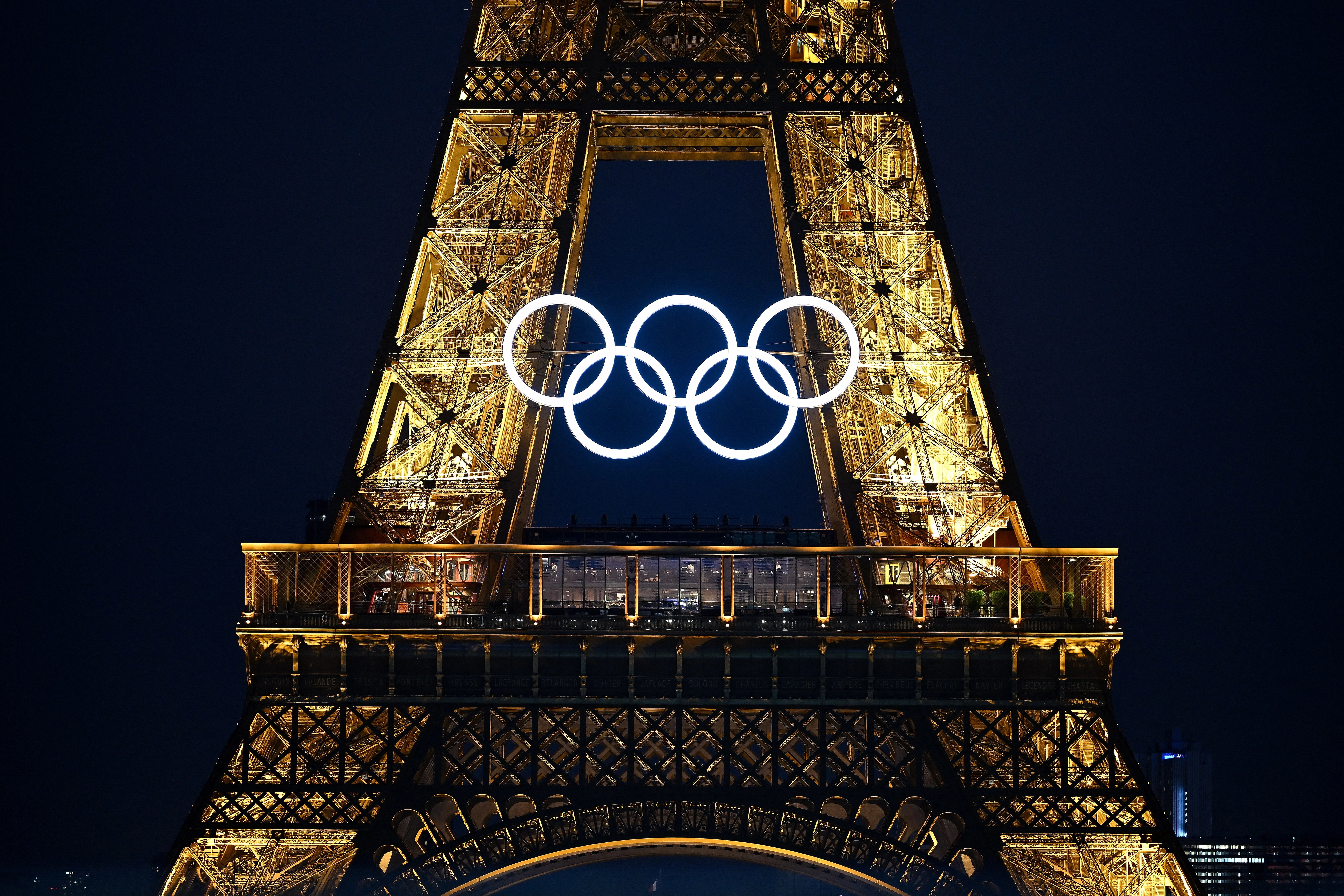 Imagem dos arcos das Olimpíadas em Paris