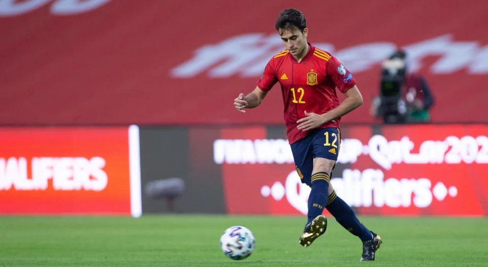 Eric Garcia em ação pela Seleção da Espanha