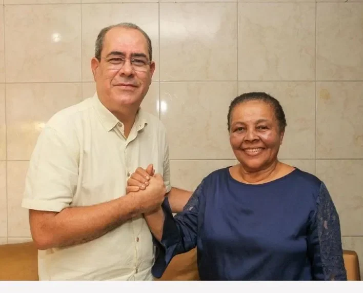 Mano Medeiros e irmã Babate