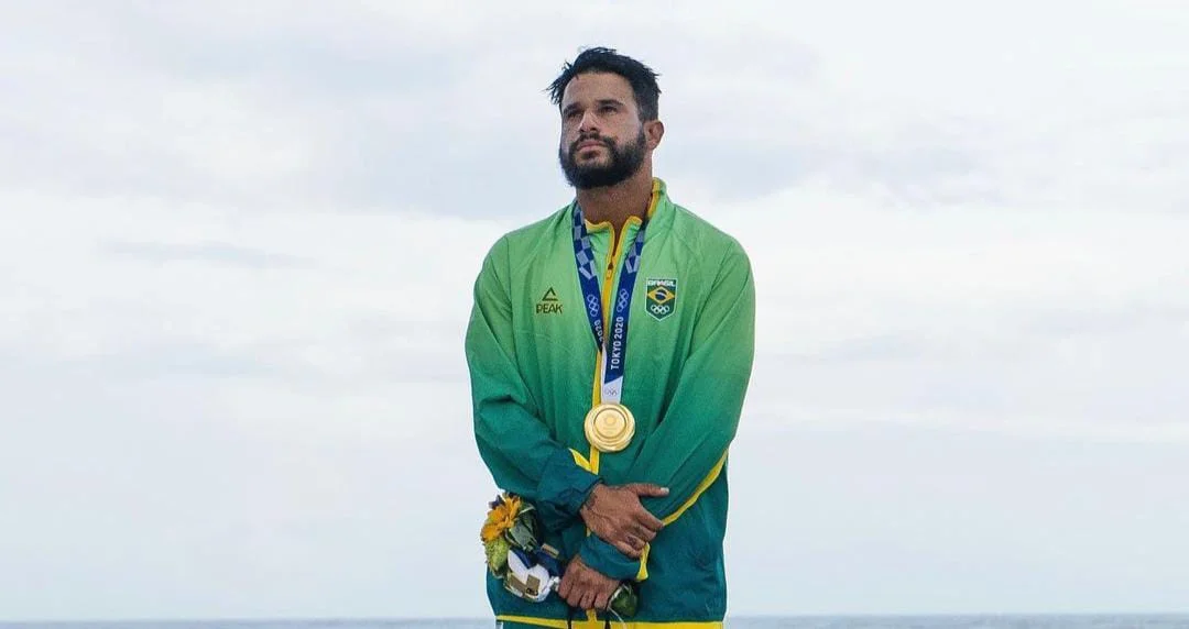 Ítalo Ferreira, atual campeão olímpico de surfe