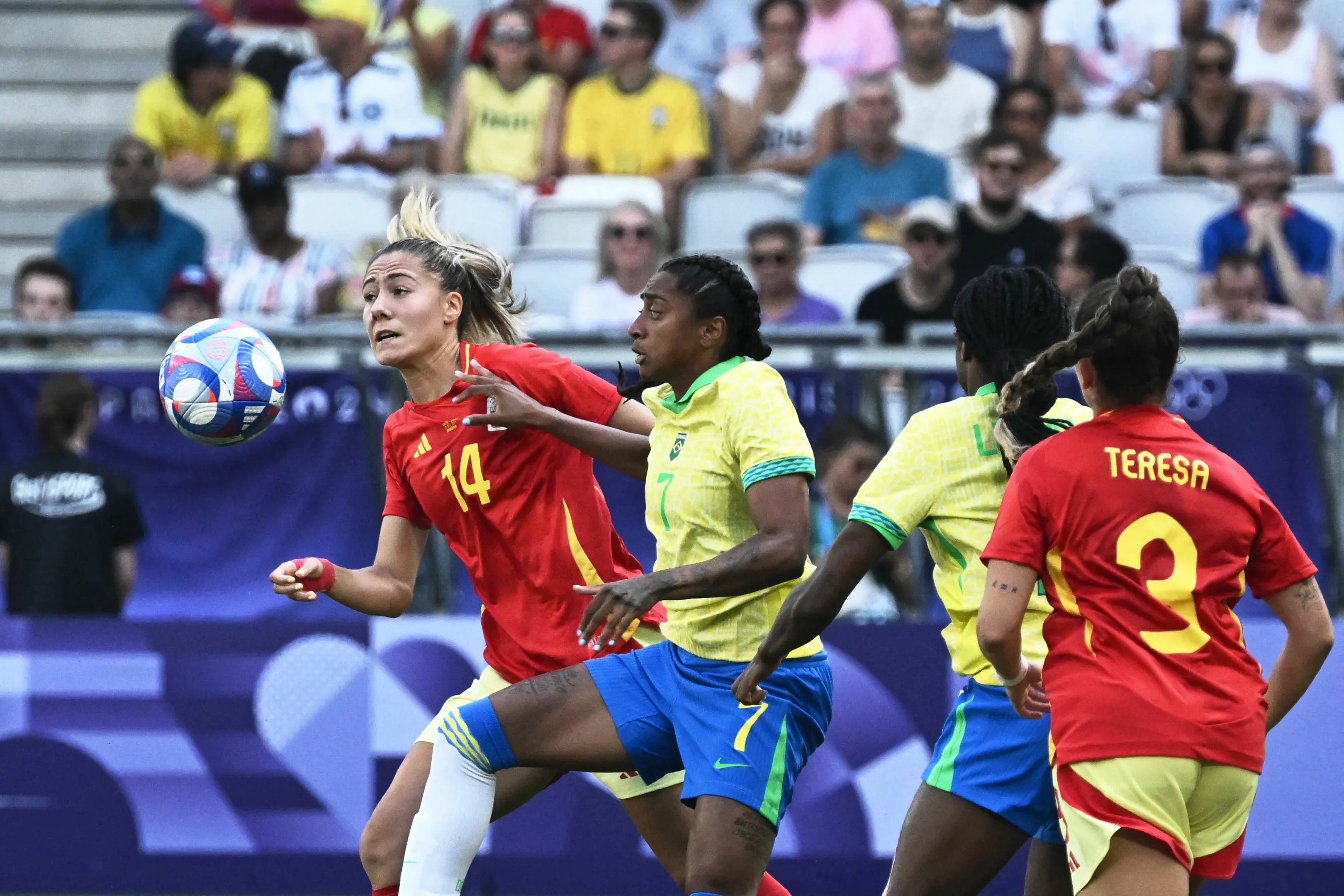 Brasil perdeu da Espanha, mas se classificou para as quartas-de-final do Futebol Feminino dos Jogos Olímpicos