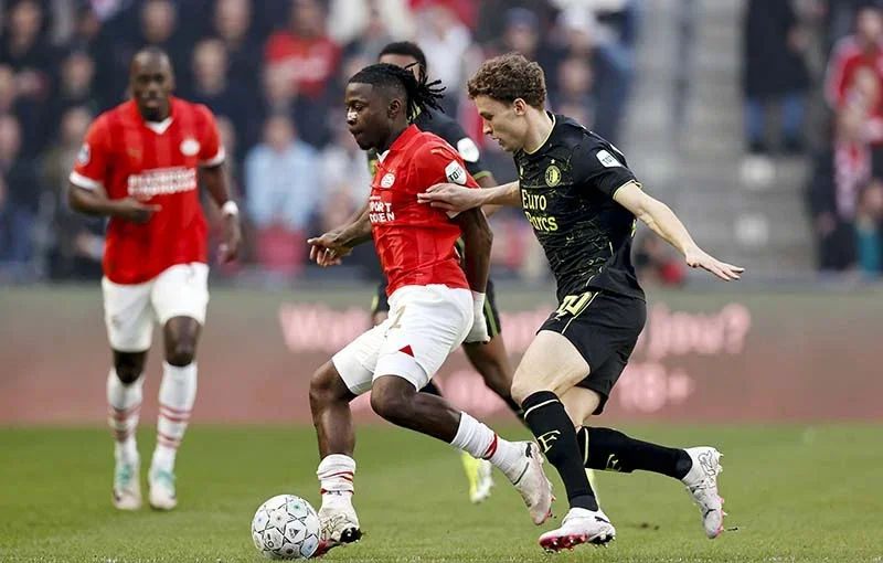 Partida entre PSV e Feyenoord