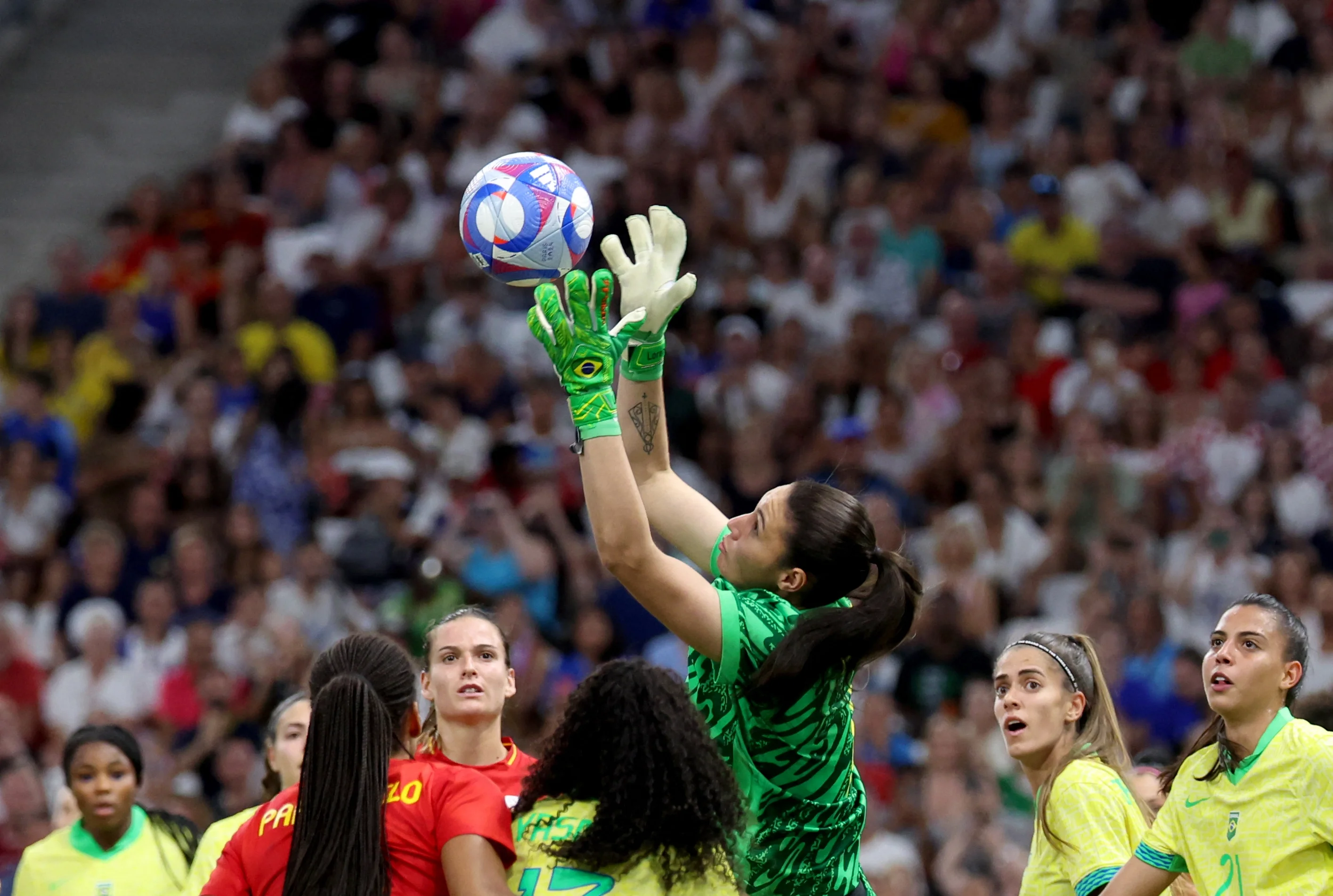 Imagem de Lorena, goleira da Seleção feminina de futebol