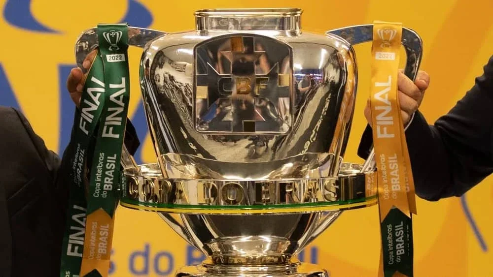 Imagem do troféu da Copa do Brasil