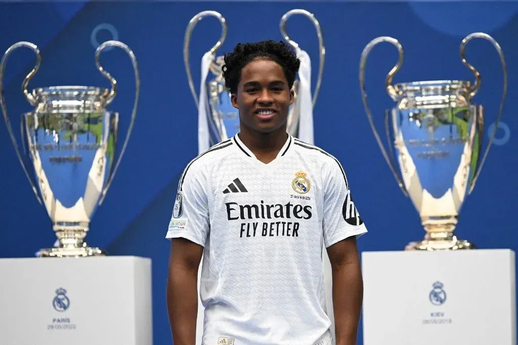 Endrick em sua apresentação pelo Real Madrid