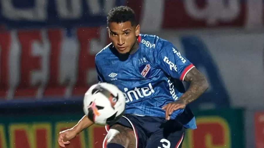 Juan Izquierdo, jogador do Nacional do Uruguai, morreu aos 27 anos