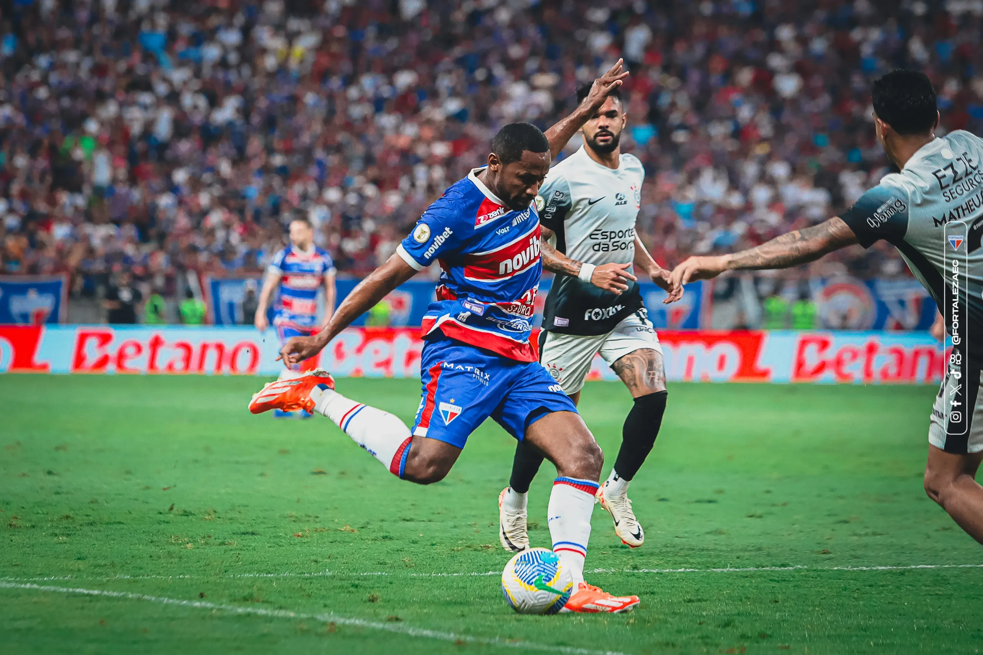 Fortaleza e Corinthians se enfrentam pelas quartas-de-final da Sul-americana 