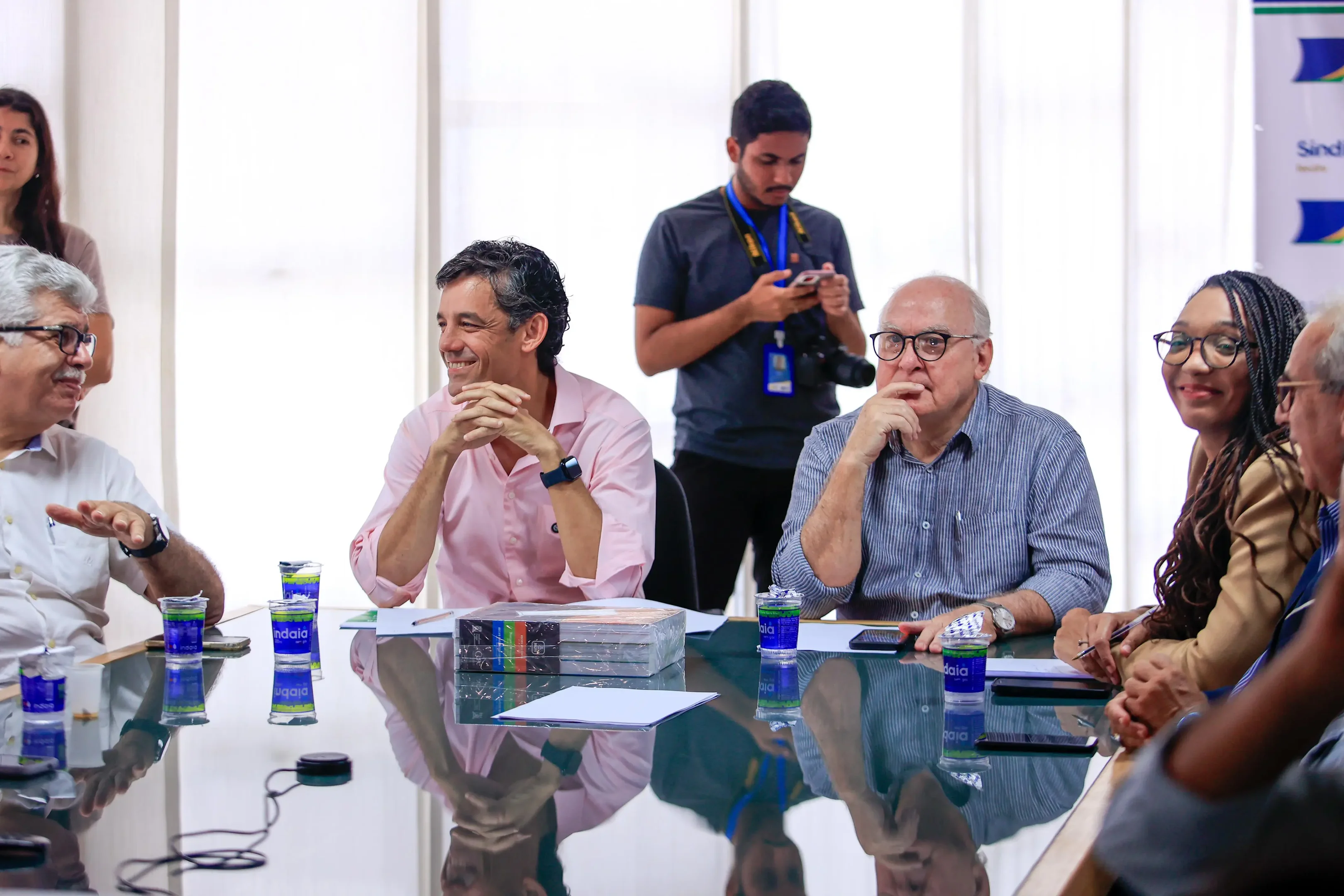 Imagem: candidato a pefeito do Recife, Daniel Coelho (PSD), durante sabatina na Câmara de Dirigentes Lojistas (CDL) da cidade nesta terça-feira (17)