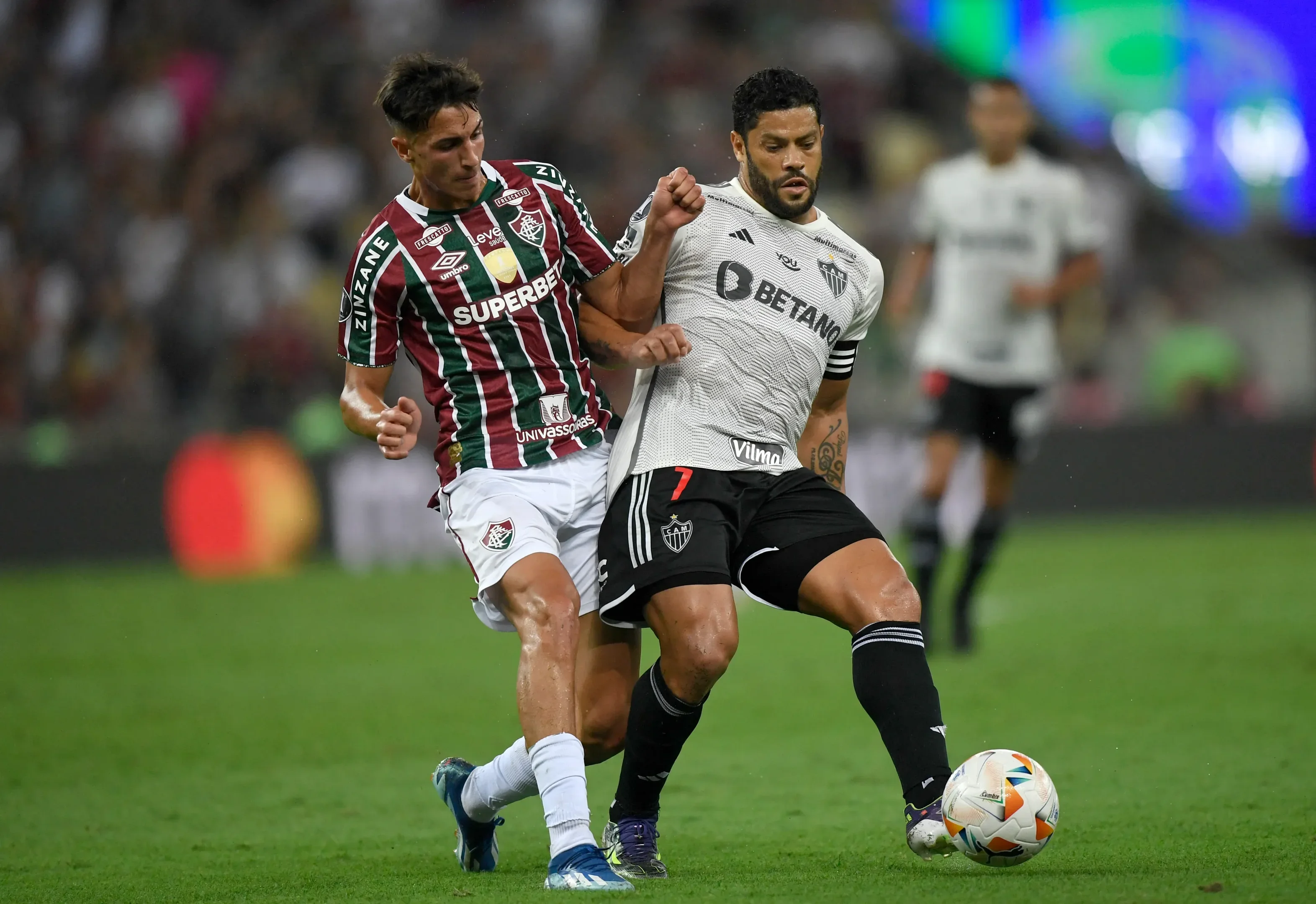 Fluminense vence o Atlético-MG pelo jogo de ida das quartas-de-final da Libertadores