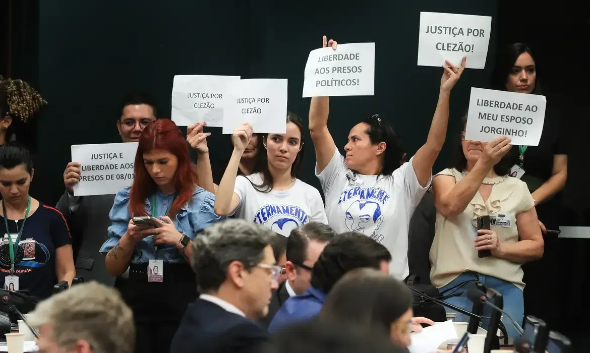 Foto da capa: Política em Brasília