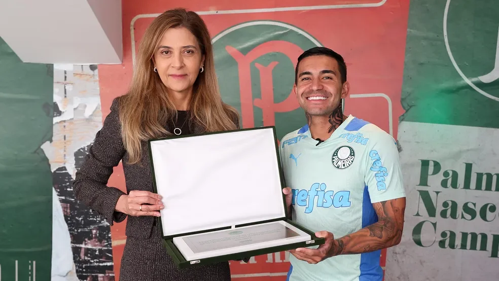 Dudu desabafa e xinga Leila Pereira após críticas da presidente do Palmeiras