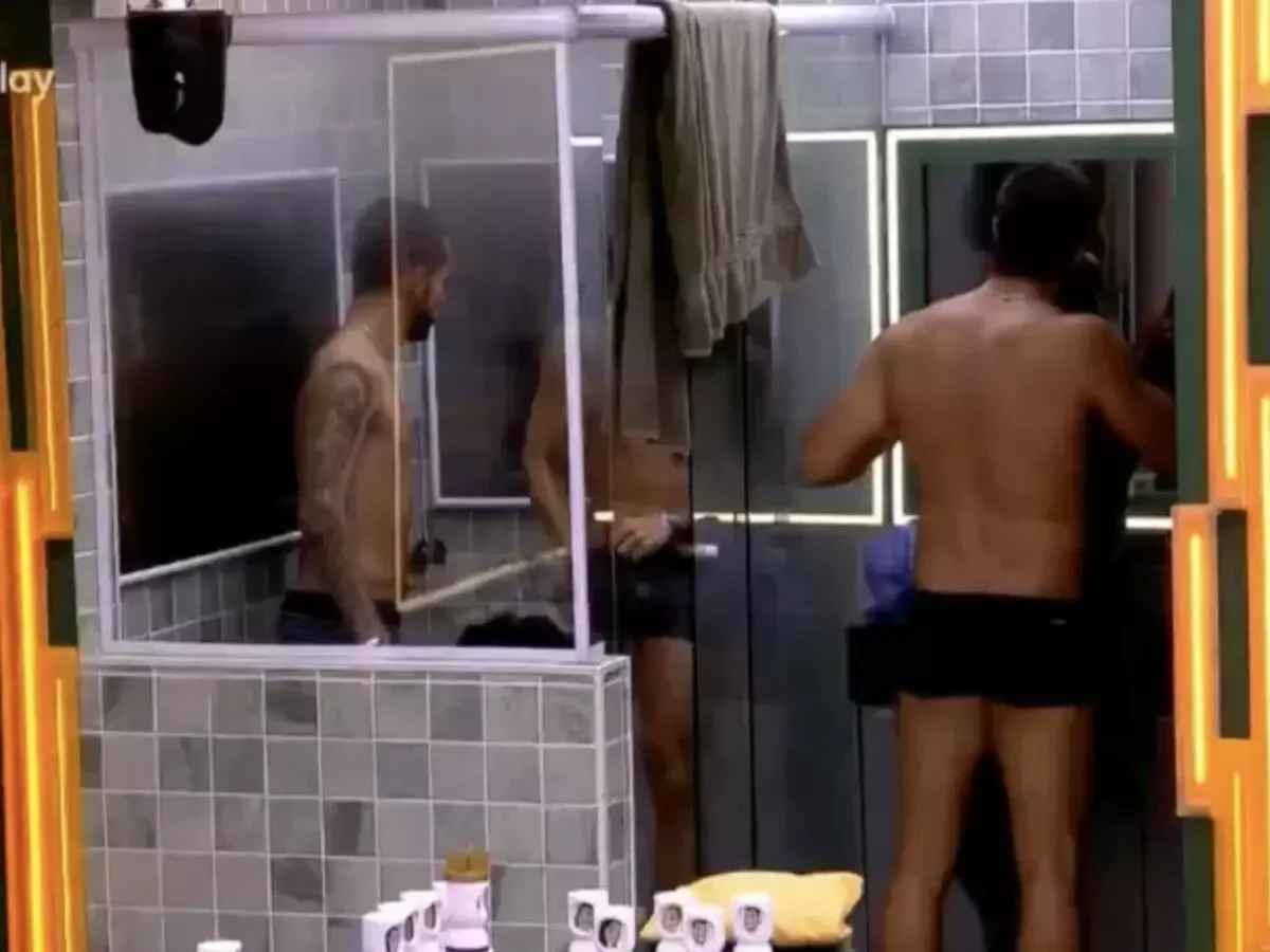 BBB 25: Gêmeos discutem no chuveiro por uso de sabonete: ‘Passou no c*’