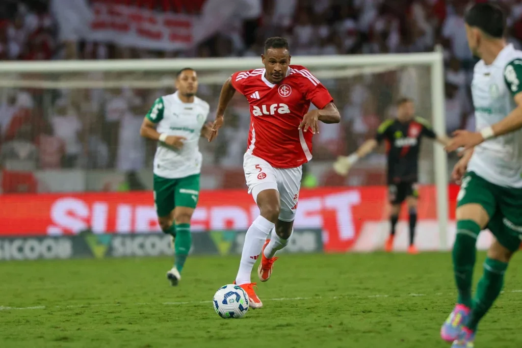 Duelo válido pela terceira rodada da fase de grupos acontece nesta terça-feira (22), no Beira-Rio