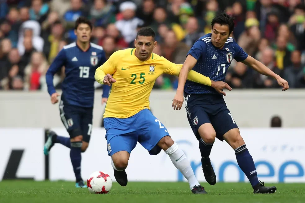 Diego Souza, à época jogador Sport, em ação pela Seleção Brasileira 2017