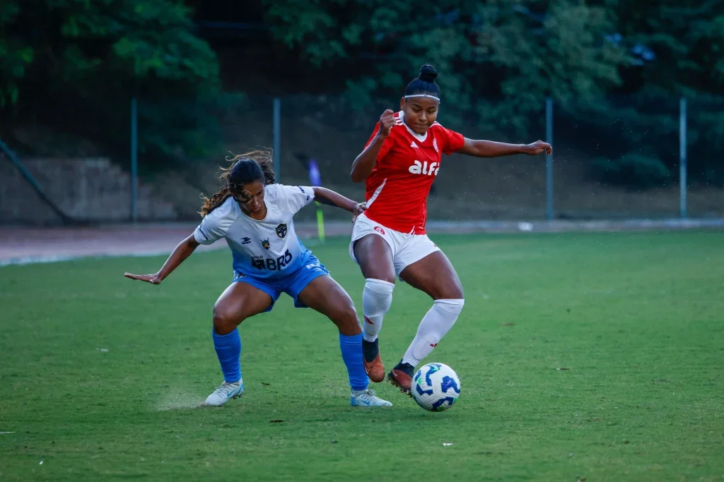 Com o gol de Julieta, o Internacional venceu o Real Brasília por 1 a 0