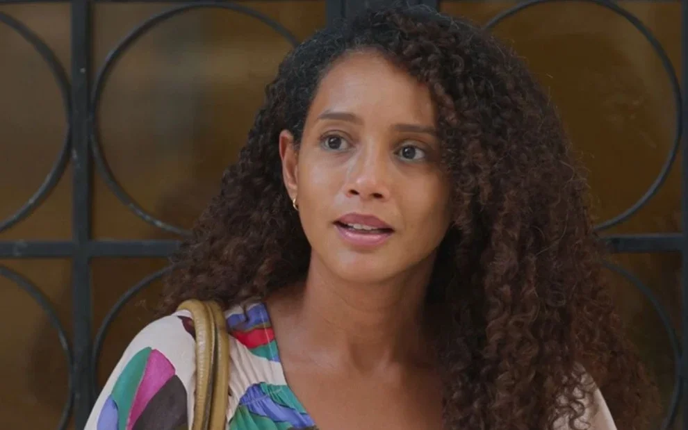 Vale Tudo: Raquel ganha reality e tira a sorte grande
