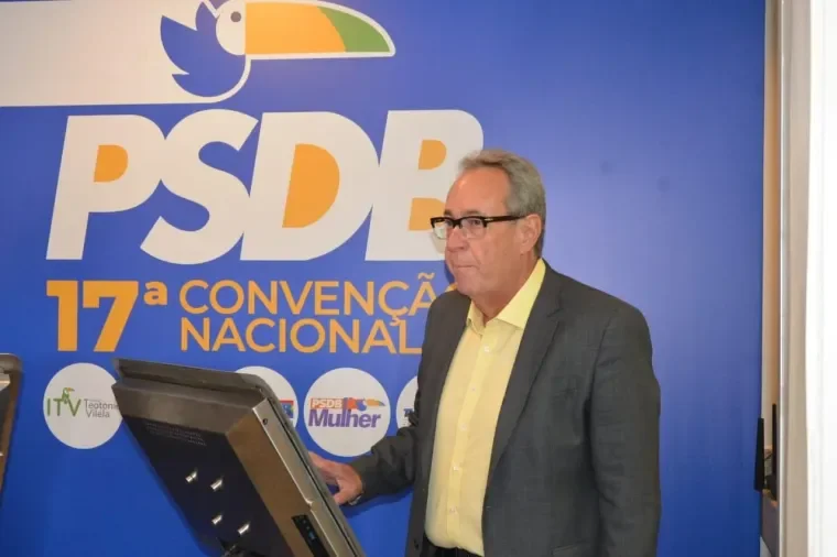 Partido que criou o "real", o bolsa escola , e introduziu o celular no Brasil, PSDB chega ao fim
