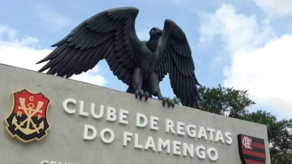 Benedito Ferreira terá de ser reintegrado ao serviço em até cinco dias. Ele atuou no resgate de vítimas de incêndio em 2019. Veja outras penas.