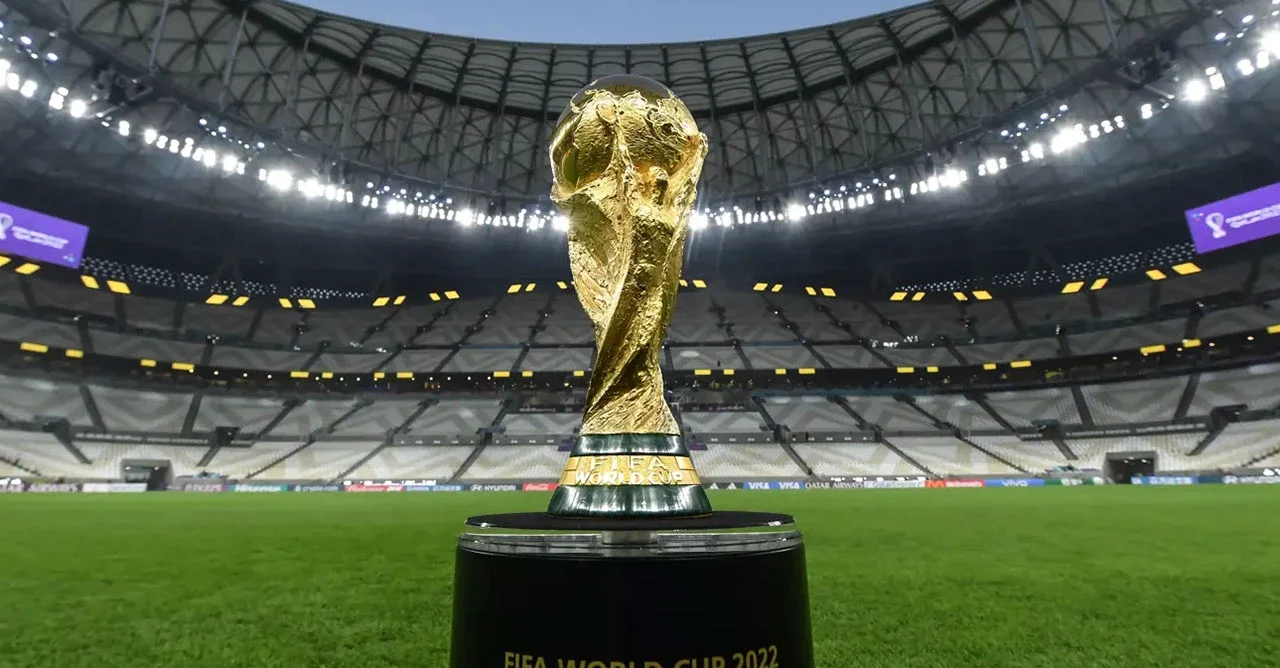 Imagem da taça da Copa do Mundo de 2022